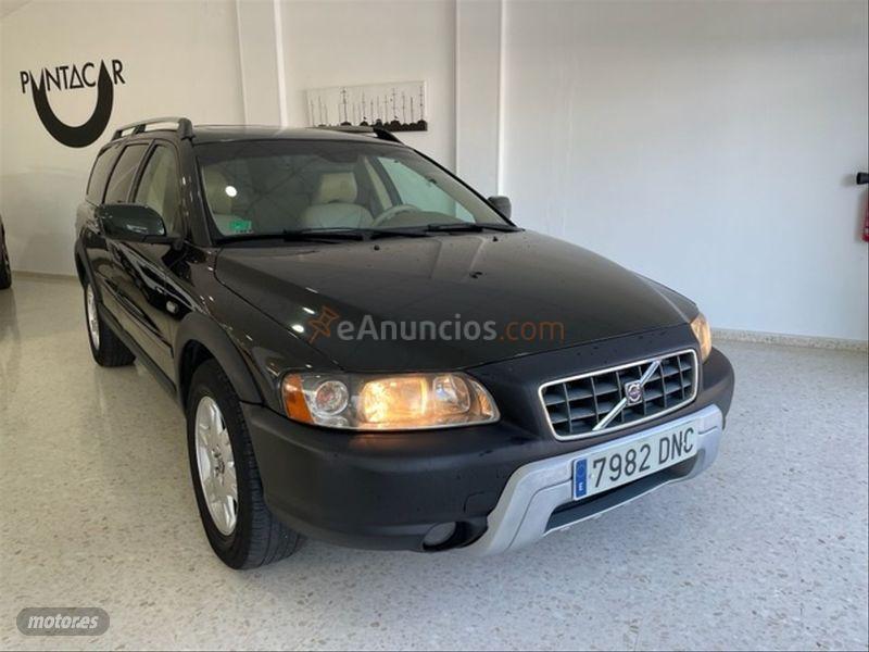 Volvo XC 70 2.4 D5 Momentum de 2005 con 345.000 Km por 4.500 EUR. en Huelva