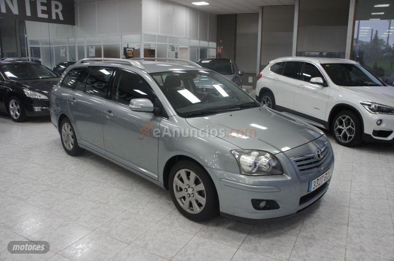 Toyota Avensis 1.8 VVTi Advance Cross Sport de 2008 con 97.000 Km por 5.750 EUR. en Cadiz