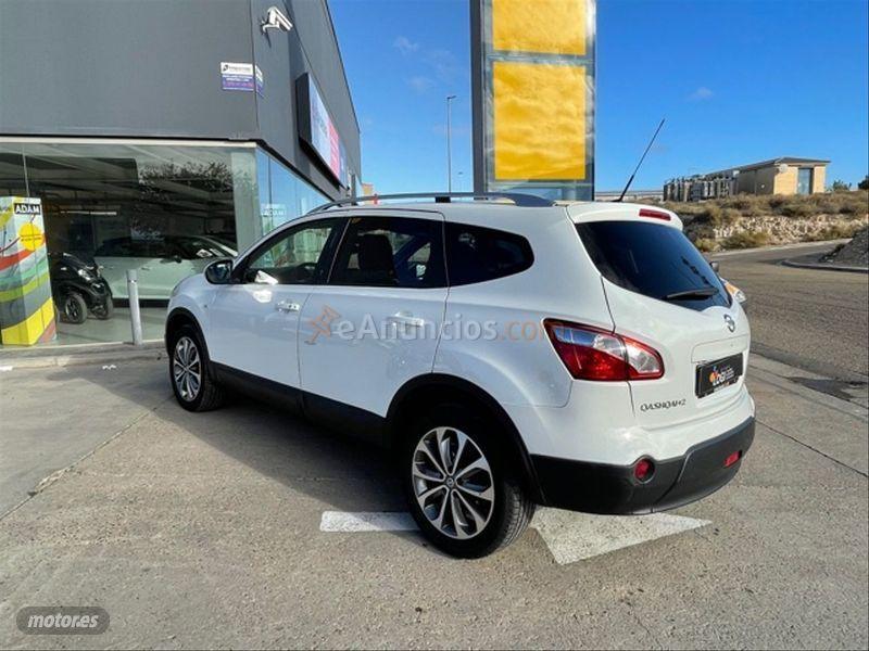 Nissan Qashqai+2 2.0 dCi TEKNA PREMIUM 4x4 Piel 17 de 2011 con 230.000 Km por 9.000 EUR. en Zaragoza