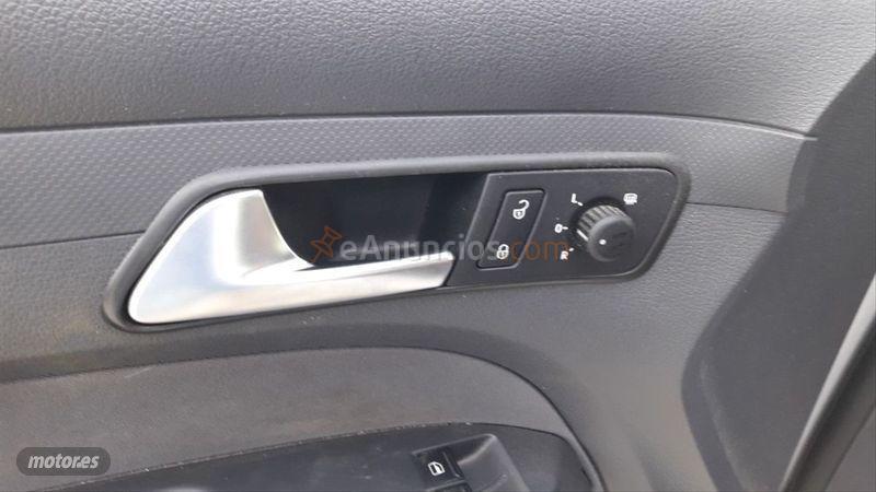 Volkswagen Caddy Maxi Trendline Edition 1.6TDI 102 BMT 7p de 2013 con 130.000 Km por 11.500 EUR. en Murcia