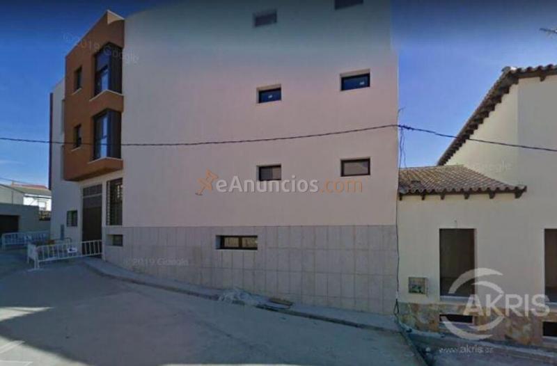 EDIFICIO CON 5 VIVIENDAS A LA VENTA EN LA POBLACIÓN DE CAMARENA