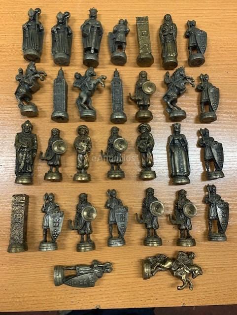 Diverso material para cerrajería.