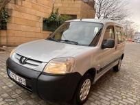 Peugeot Partner Tepee Active 1.6 HDi 92cv de 2011 con 202.000 Km por 4.999 EUR. en Madrid
