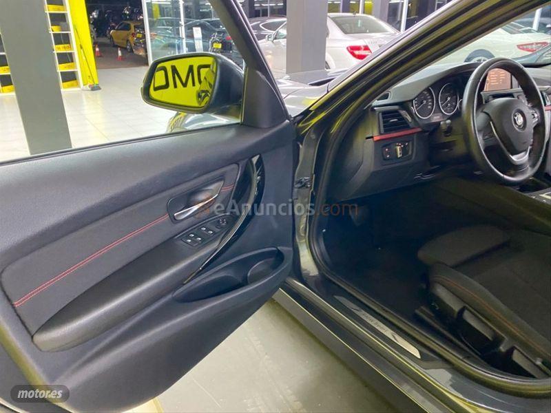 BMW Serie 3 318d Touring de 2013 con 238.000 Km por 12.490 EUR. en La Coruna