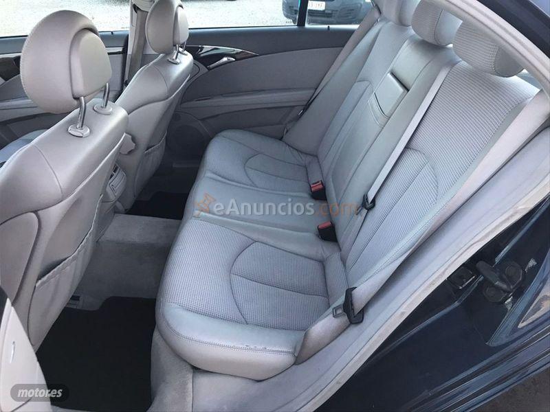 Mercedes Clase E E 270 CDI AVANTGARDE de 2003 con 386.000 Km por 6.500 EUR. en Cadiz