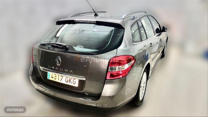 Renault Laguna G.Tour Expression Techno 2.0dCi 150CV de 2009 con 139.383 Km por 4.980 EUR. en Granada