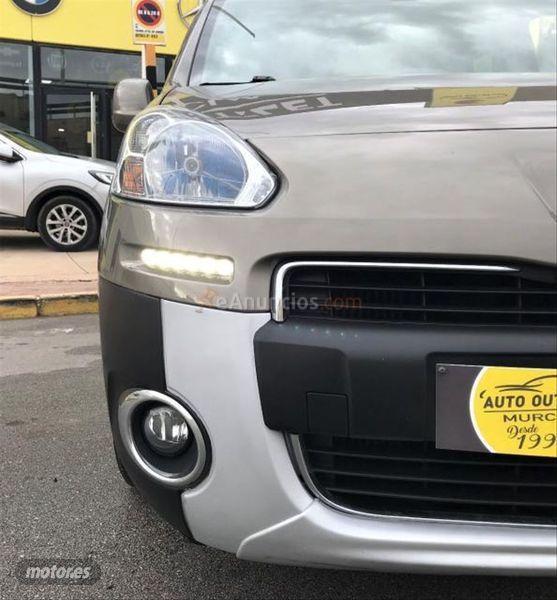 Peugeot Partner Tepee Access 1.6 HDi 92cv Euro 5 de 2014 con 139.000 Km por 12.300 EUR. en Murcia