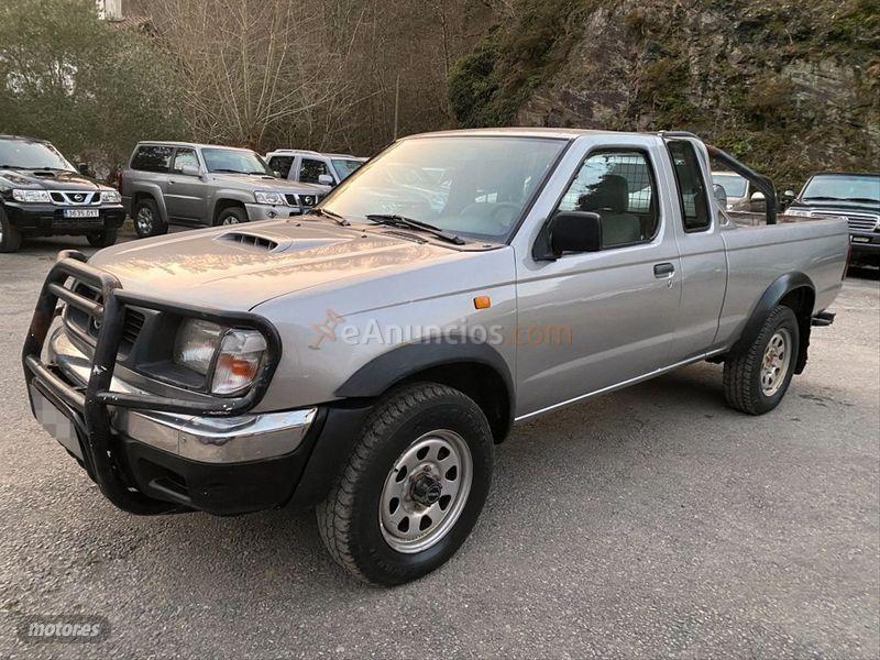 Nissan Pick up 2.5 TD KINGCAB de 2000 con 190.000 Km por 8.900 EUR. en Navarra