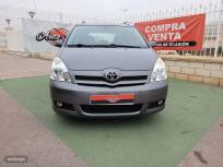 Toyota Corolla Verso 2.2 D4D 136cv Sol de 2007 con 221.000 Km por 4.990 EUR. en Alicante