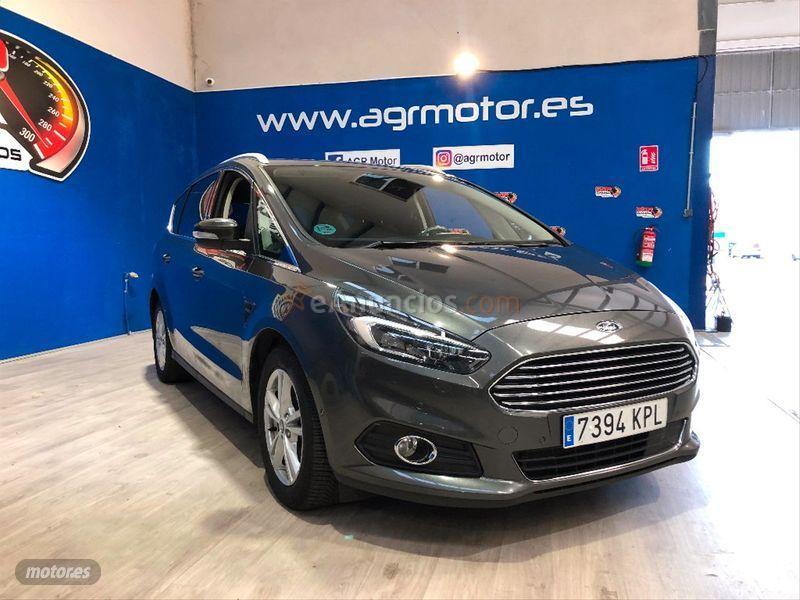 Ford S-Max 2.0 TDCi 110kW 150CV Titanium de 2018 con 198.000 Km por 17.999 EUR. en Salamanca