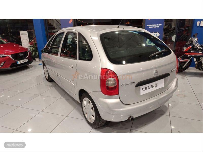 Citroen Xsara Picasso 1.8 16V de 2001 con 105.000 Km por 3.300 EUR. en Madrid