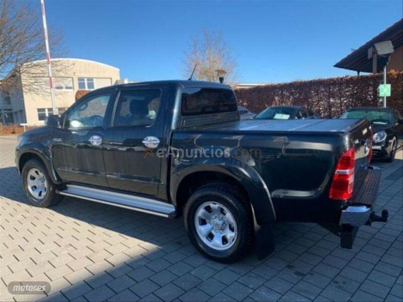 Toyota Hilux 3.0 D4D Cabina Doble VXL de 2012 con 172.000 Km por 24.999 EUR. en Zaragoza