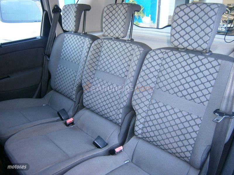 Renault Scenic Emotion dCi 110 eco2 de 2011 con 152.689 Km por 7.700 EUR. en Malaga