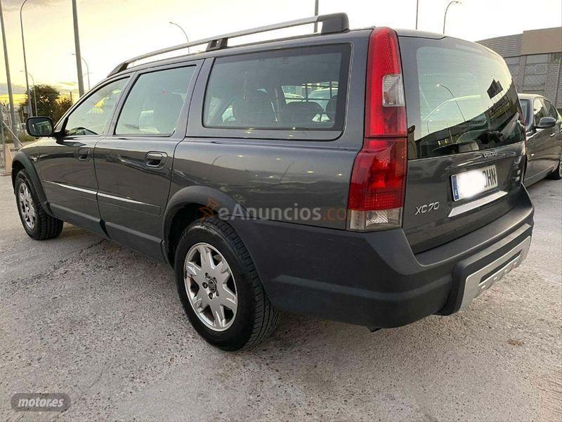 Volvo XC 70 2.4 D5 Summum de 2005 con 326.149 Km por 4.499 EUR. en Madrid