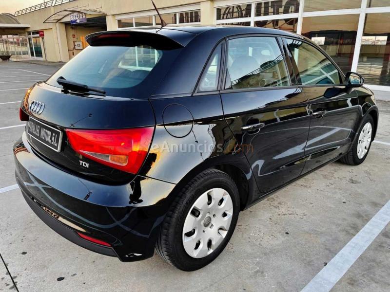 Audi A1  Sportback 1.4 TDi 90cv 5 PUERTAS  5 PLAZAS 