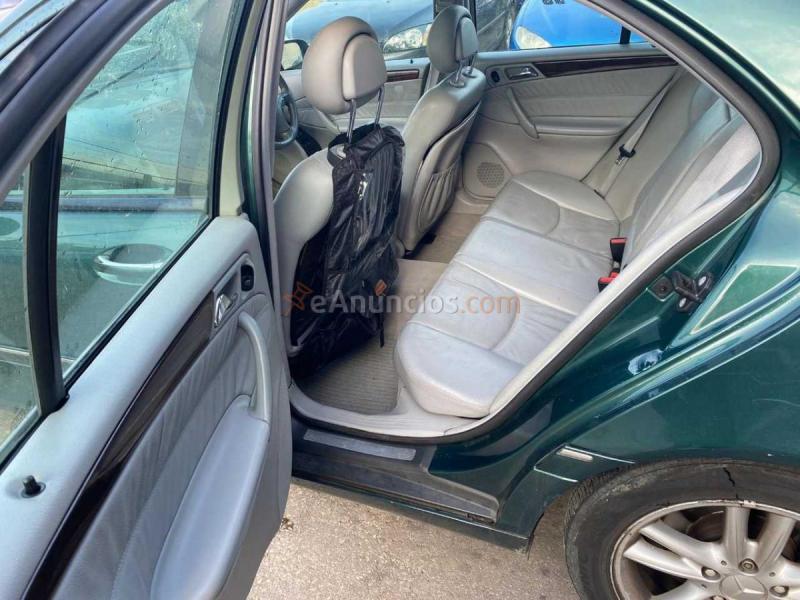Mercedes Clase C c220 cdi  