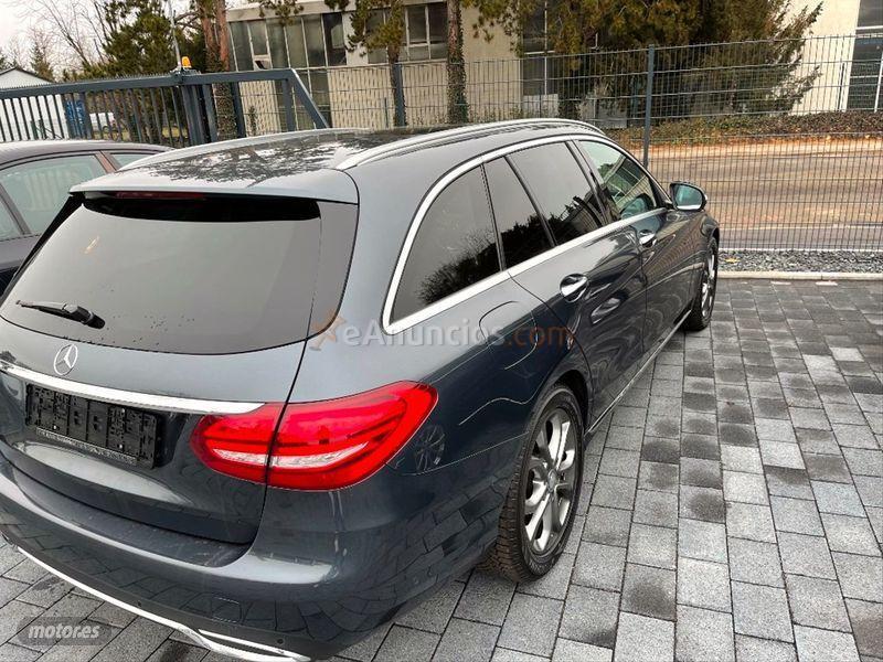 Mercedes Clase C C 250 BlueTEC 4Matic Avantgarde Estate de 2014 con 195.000 Km por 20.950 EUR. en Toledo