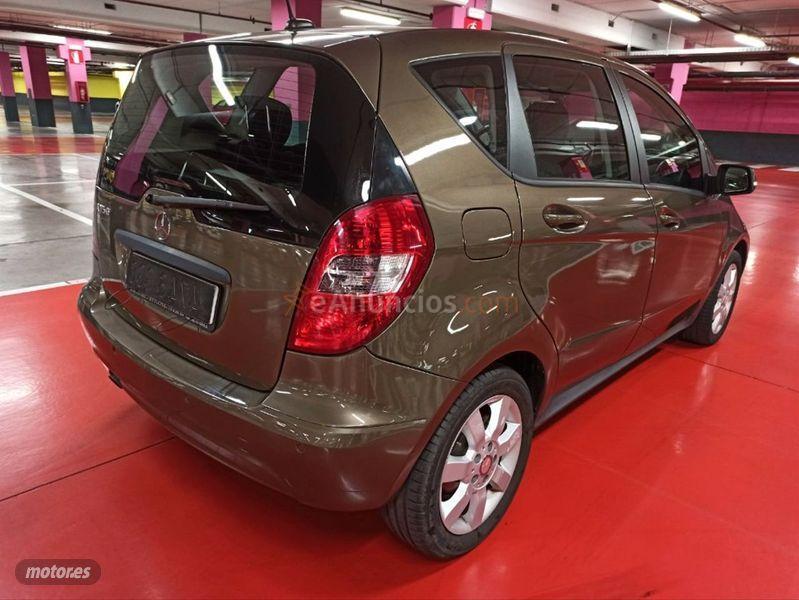 Mercedes Clase A A 160 de 2010 con 189.000 Km por 5.490 EUR. en Madrid