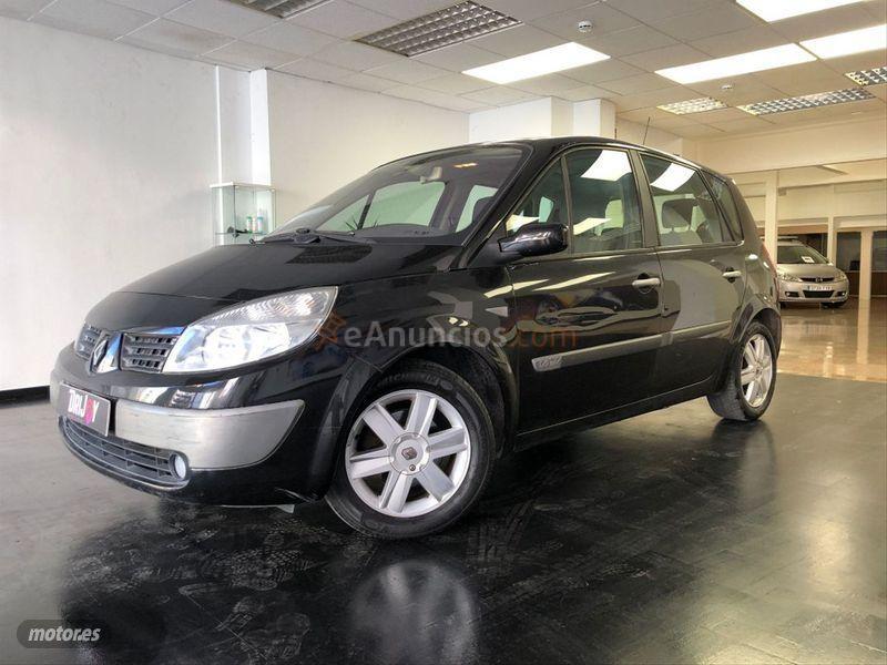 Renault Scenic Confort Dynamique 1.6 16V EU4 de 2006 con 110.000 Km por 4.500 EUR. en Barcelona