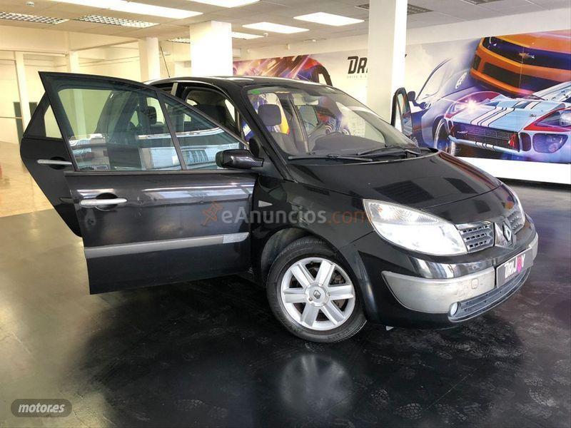 Renault Scenic Confort Dynamique 1.6 16V EU4 de 2006 con 110.000 Km por 4.500 EUR. en Barcelona