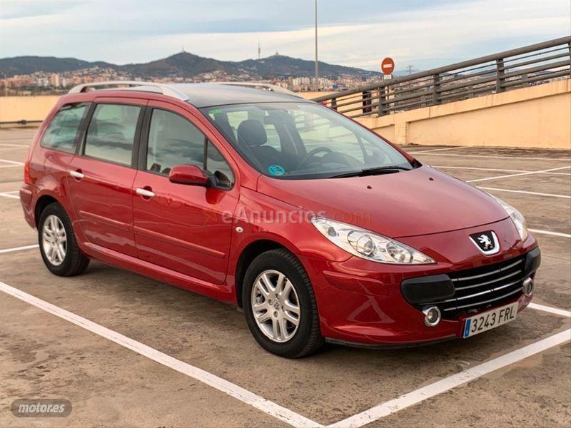 Peugeot 307 SW 1.6 de 2007 con 150.000 Km por 3.500 EUR. en Barcelona