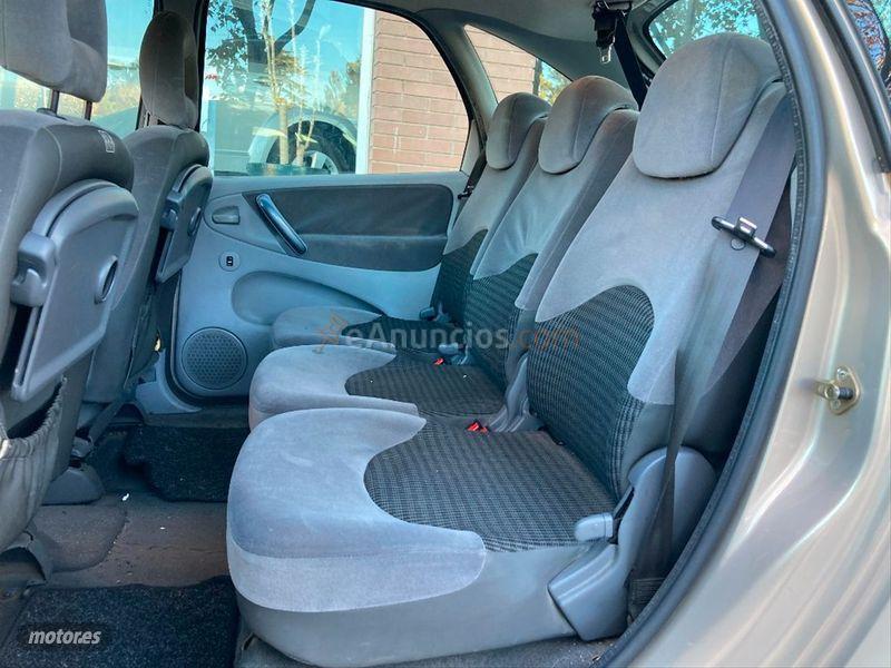 Citroen Xsara Picasso 2.0 HDI SX de 2005 con 120.000 Km por 2.200 EUR. en Barcelona