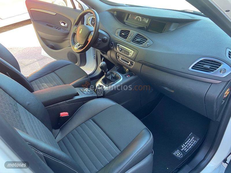 Renault Scenic LIMITED Energy dCi 130 Euro 6 de 2016 con 32.000 Km por 12.990 EUR. en Madrid