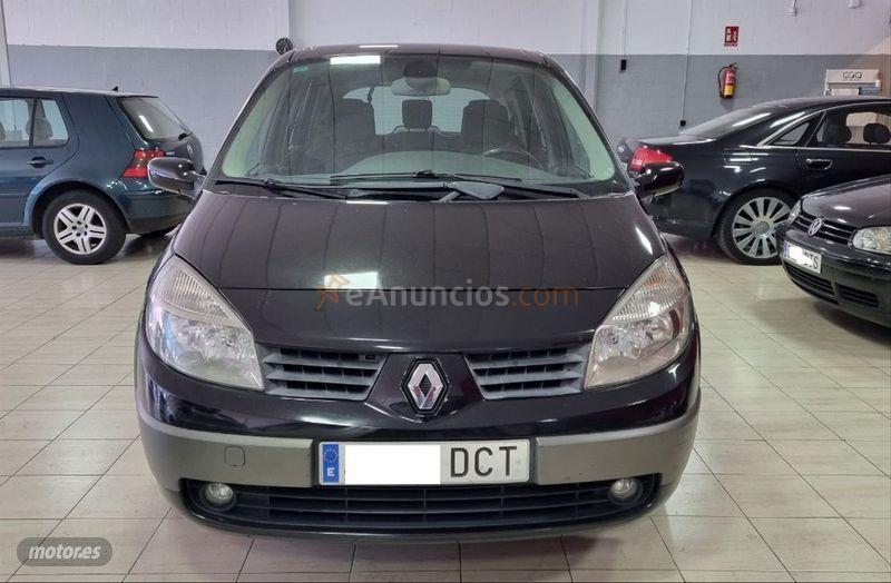Renault Scenic CONFORT DYNAMIQUE 1.9DCI de 2005 con 128.000 Km por 3.950 EUR. en Malaga