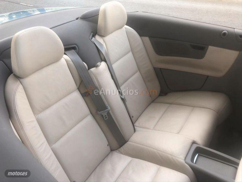 Volvo C 70 2.4 140cv Summum de 2006 con 92.900 Km por 10.900 EUR. en Malaga