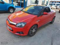 Opel Tigra Sport 1.4 de 2004 con 198.000 Km por 1.500 EUR. en Salamanca