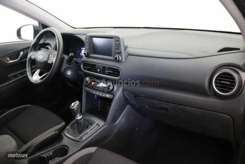 Hyundai Kona TGDI 1.0 120CV KLASS de 2020 con 4.354 Km por 17.500 EUR. en Pontevedra