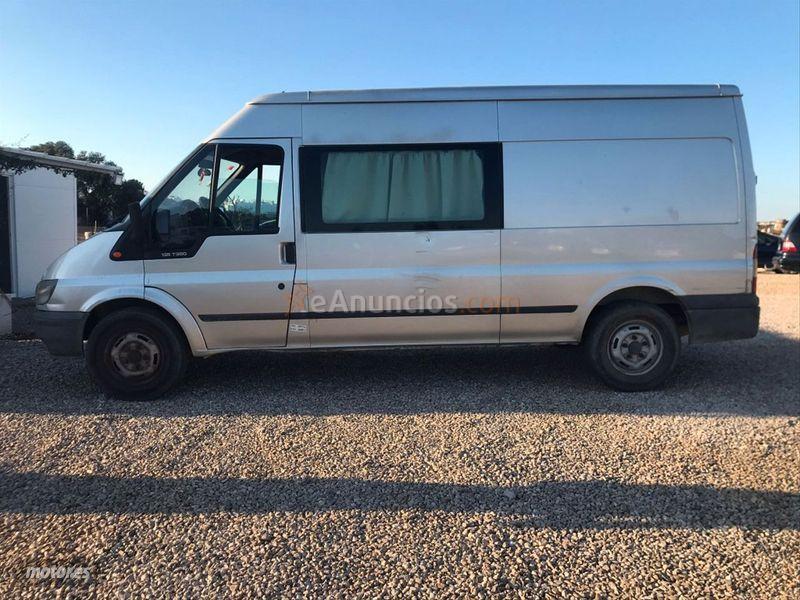 Ford Transit 350 L de 2005 con 189.000 Km por 9.500 EUR. en Cadiz