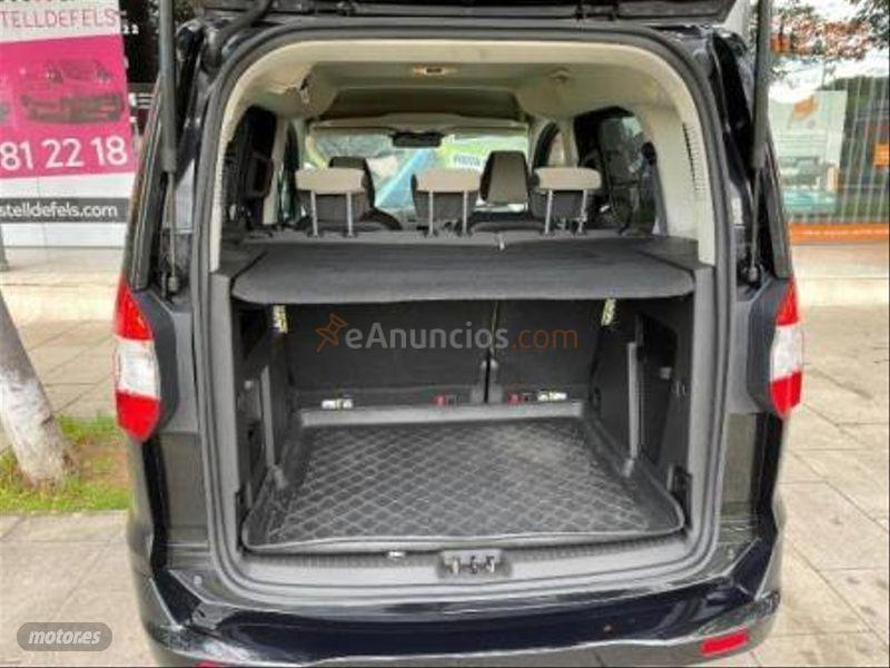 Ford Tourneo Courier 1.0 EcoBoost 100cv Titanium de 2015 con 126.000 Km por 10.490 EUR. en Barcelona