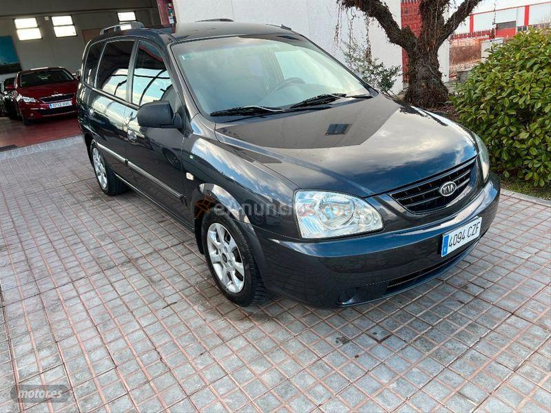Kia Carens 2.0 CRDi LX de 2003 con 298.000 Km por 2.595 EUR. en Segovia