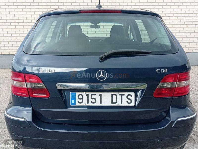 Mercedes Clase B B 200 CDI de 2005 con 235.000 Km por 5.200 EUR. en Madrid