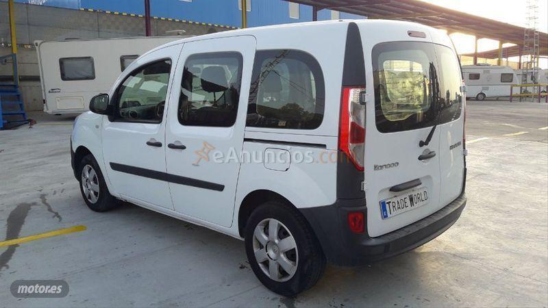 Renault Kangoo Combi Emotion M1AF Energy dCi 75 Euro 6 de 2016 con 230.000 Km por 8.200 EUR. en Murcia