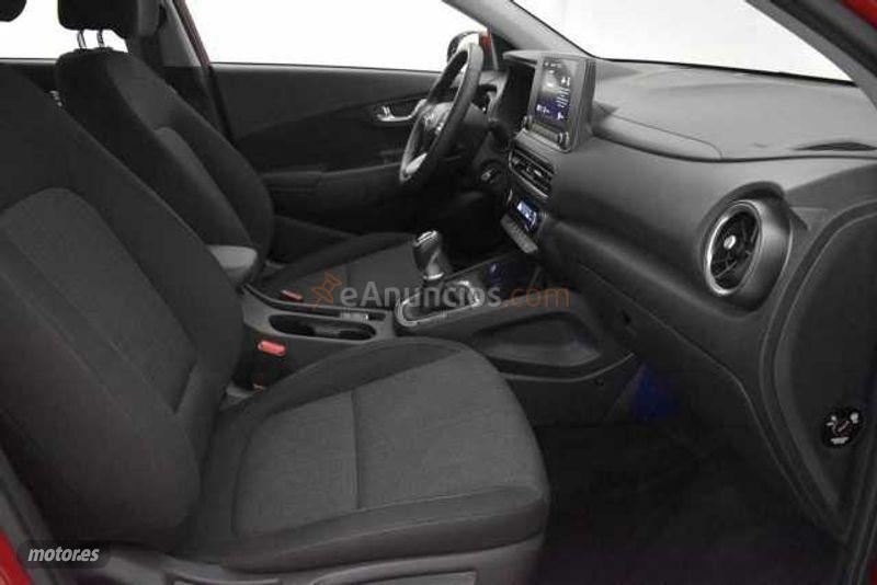 Hyundai Kona 1.0 TGDI 48V Maxx 4X2 de 2021 con 4.732 Km por 19.990 EUR. en Madrid