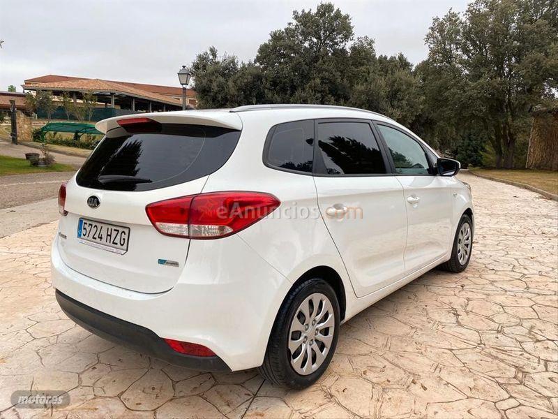 Kia Carens 1.7 CRDi VGT 115cv Concept 5pl de 2014 con 198.000 Km por 8.999 EUR. en Madrid