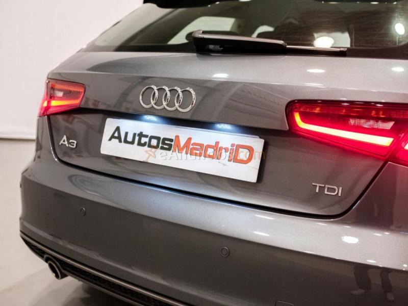 Audi A3 1.6 TDI clean d 110CV S line edition