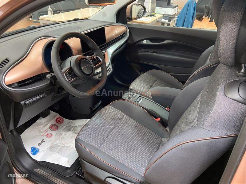 Fiat 500C Icon Cabrio 320km 85kW 118CV de 2021 con 12 Km por 30.300 EUR. en Madrid