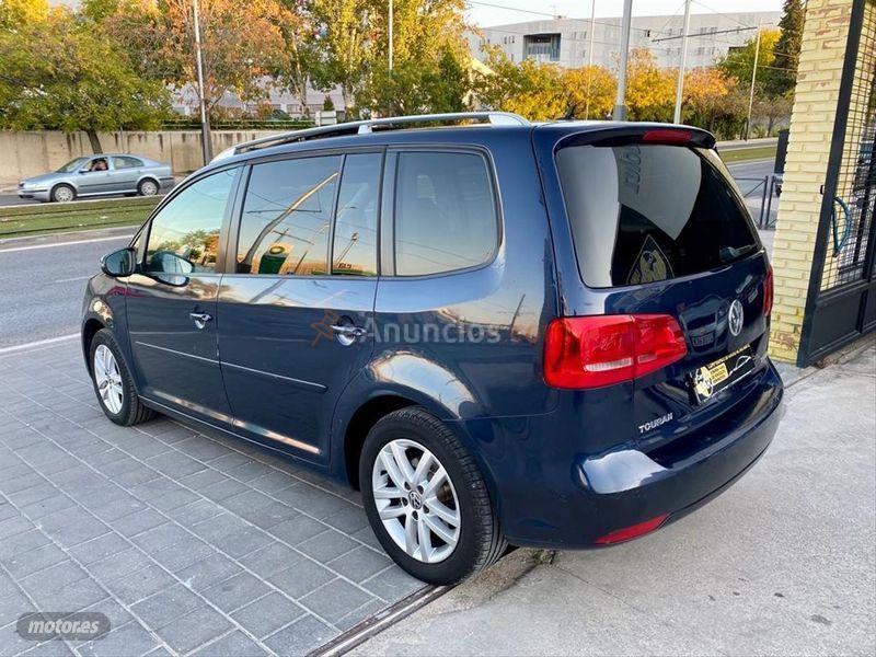 Volkswagen Touran 2.0 TDI 140cv Sport de 2012 con 210.000 Km por 9.990 EUR. en Jaen