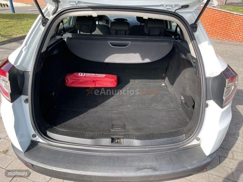 Renault Megane Sport Tourer Business dCi 90 eco2 de 2012 con 170.000 Km por 6.700 EUR. en Guipuzcoa