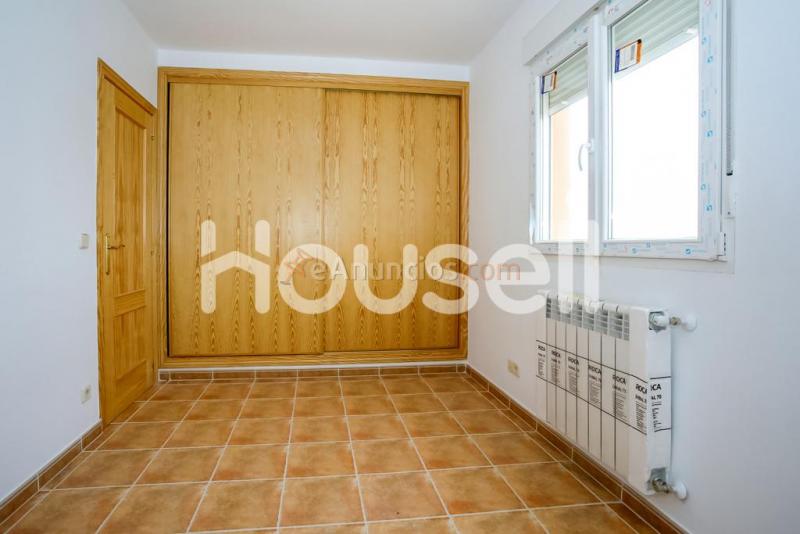 Chalet en venta de 137m Calle Roncesvalles, 28260 Galapagar, Madrid.