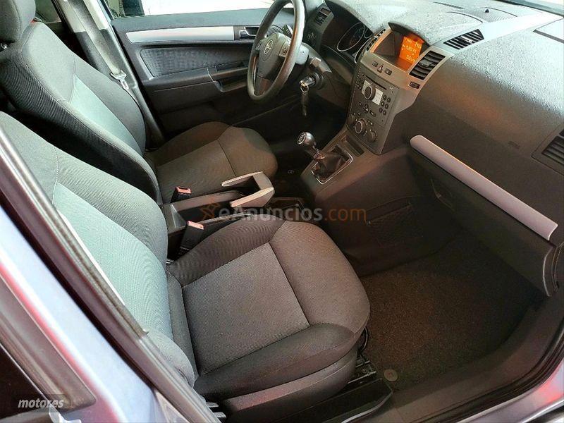 Opel Zafira Enjoy 1.9 CDTi 8v 120 CV de 2007 con 176.000 Km por 4.700 EUR. en Girona