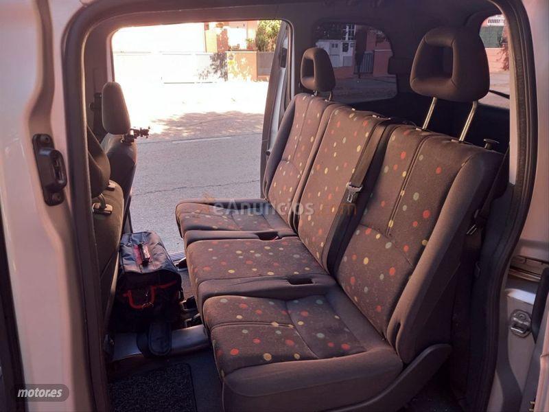 Mercedes Viano 2.0 CDI Ambiente Compacta de 2004 con 237.890 Km por 3.950 EUR. en Palencia