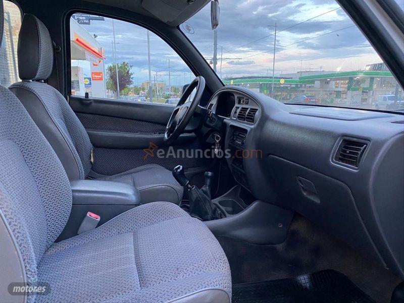 Ford Ranger 2.5 TDi Doble Cabina de 2004 con 254.000 Km por 6.490 EUR. en Jaen