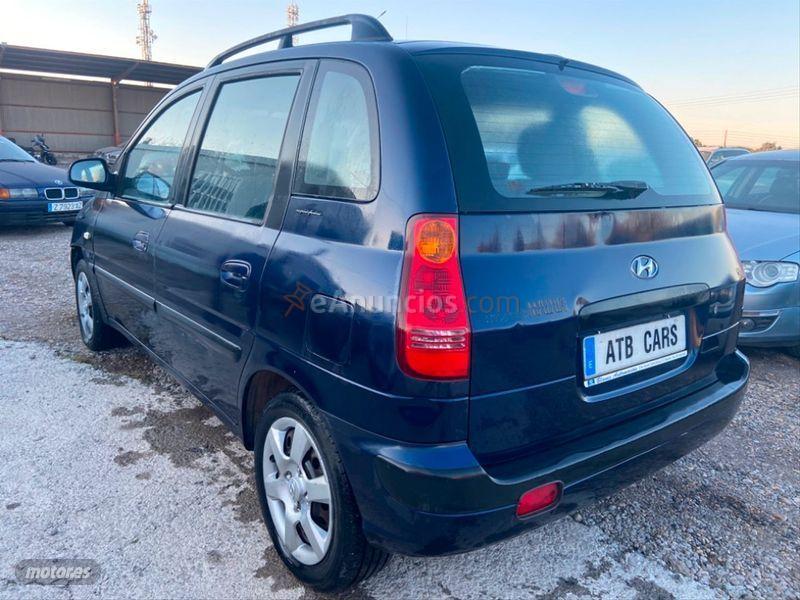 Hyundai Matrix 1.6 GLS de 2003 con 250.000 Km por 1.200 EUR. en Zaragoza