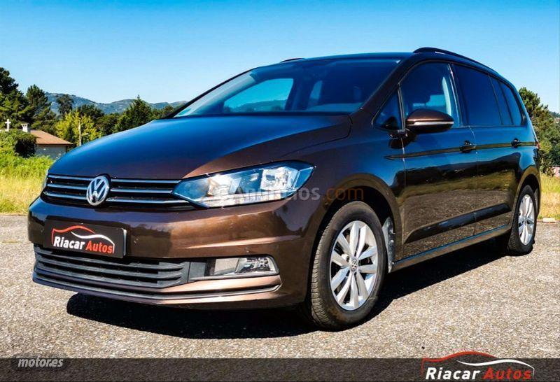 Volkswagen Touran Advance 2.0 TDI 110kW150CV BMT de 2017 con 139.000 Km por 18.700 EUR. en Pontevedra