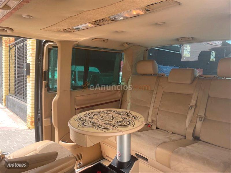 Volkswagen Multivan 2.5 TDI 174cv Highline de 2007 con 320.000 Km por 14.990 EUR. en Jaen