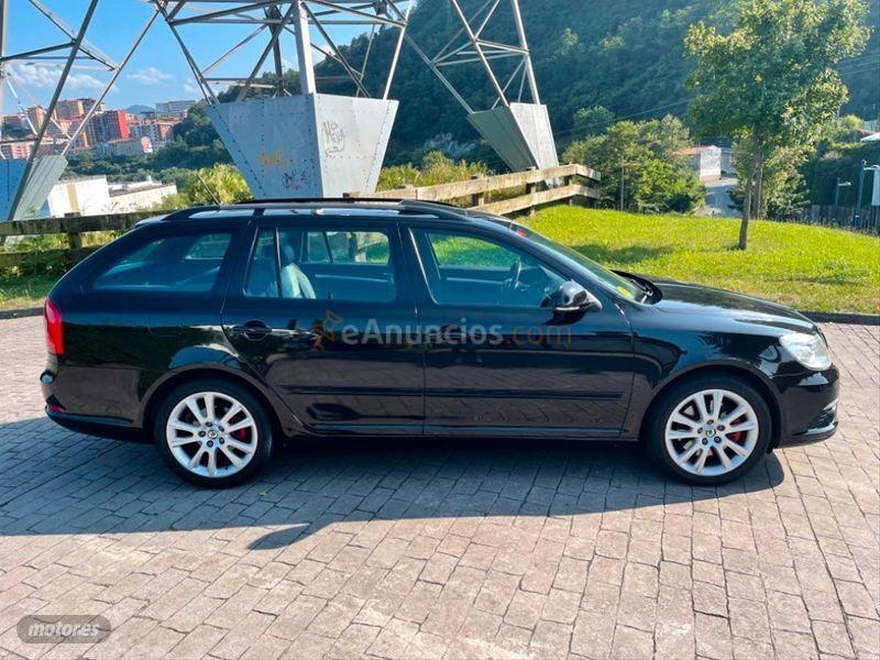 Skoda Octavia Combi 2.0 TDI DPF RS de 2011 con 157.000 Km por 10.500 EUR. en Guipuzcoa